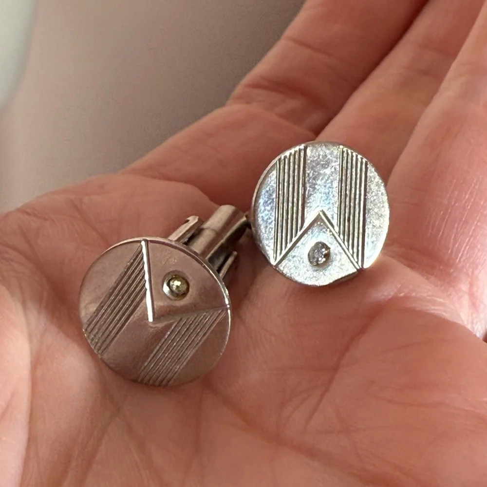 Vintage 1940's art deco silver textured striped round cufflinks